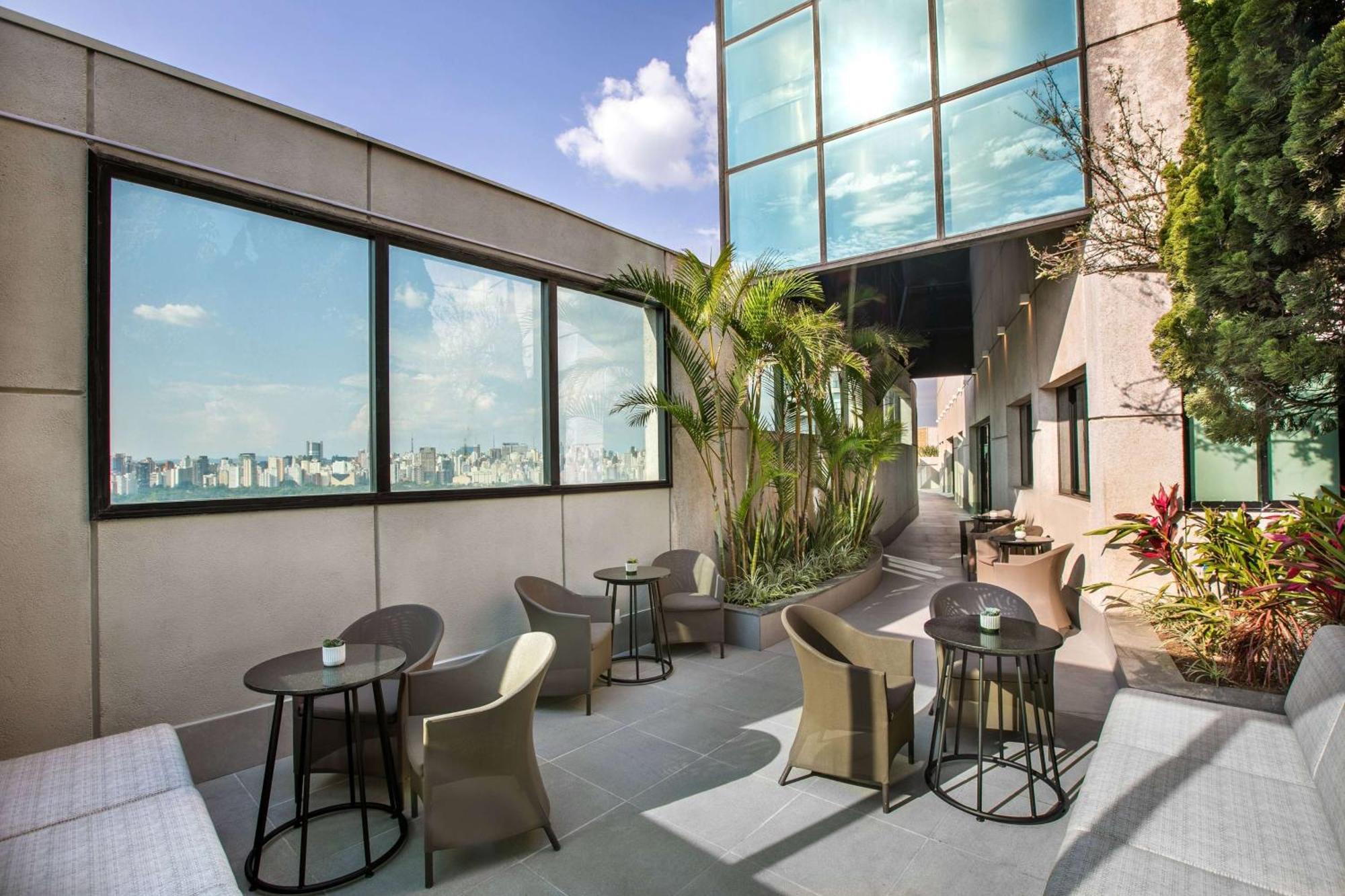 멜리아 자르징 유로파 호텔 상파울루 외부 사진 The rooftop lounge at the hotel
