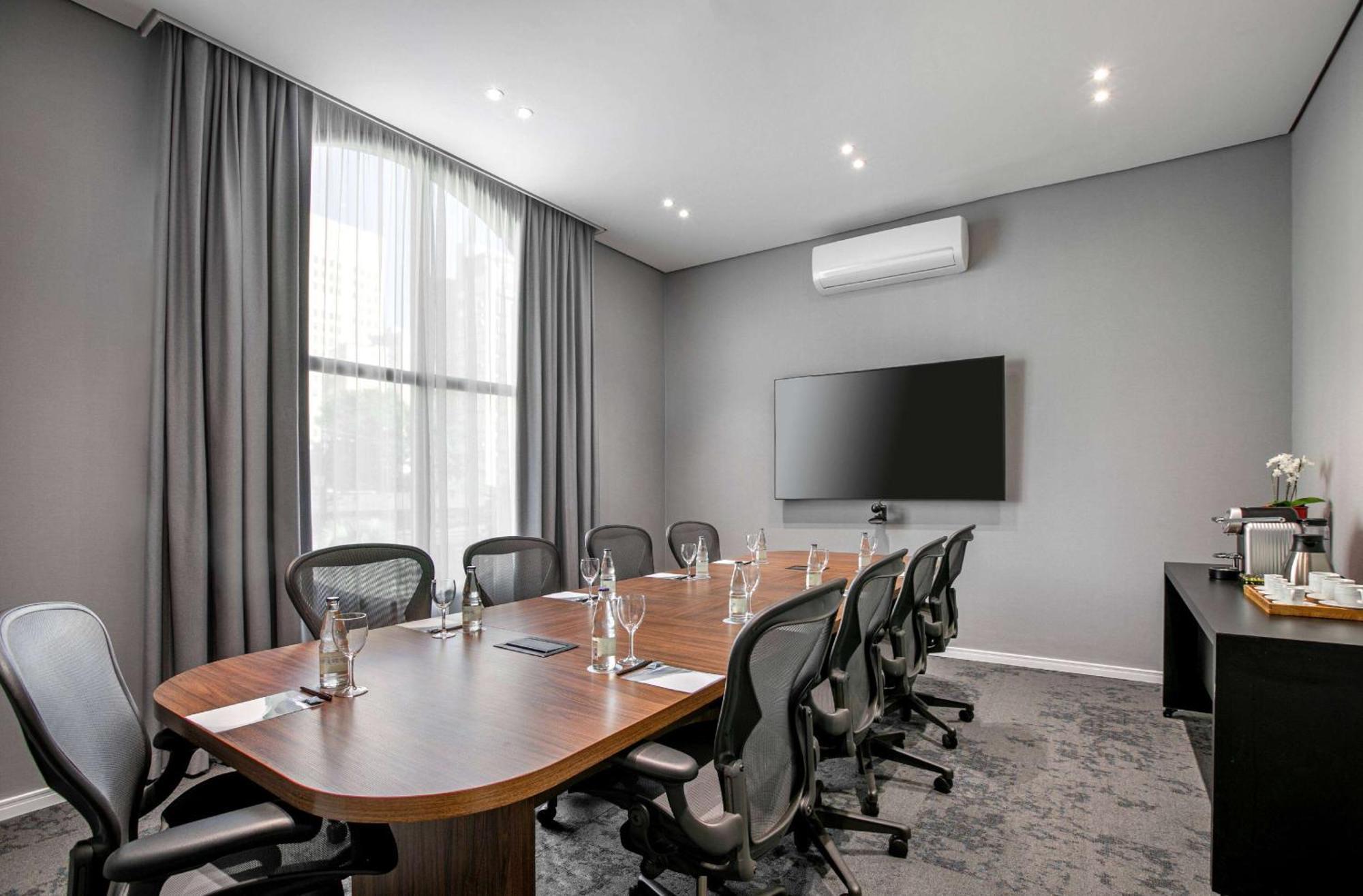 멜리아 자르징 유로파 호텔 상파울루 외부 사진 Meeting room at the hotel