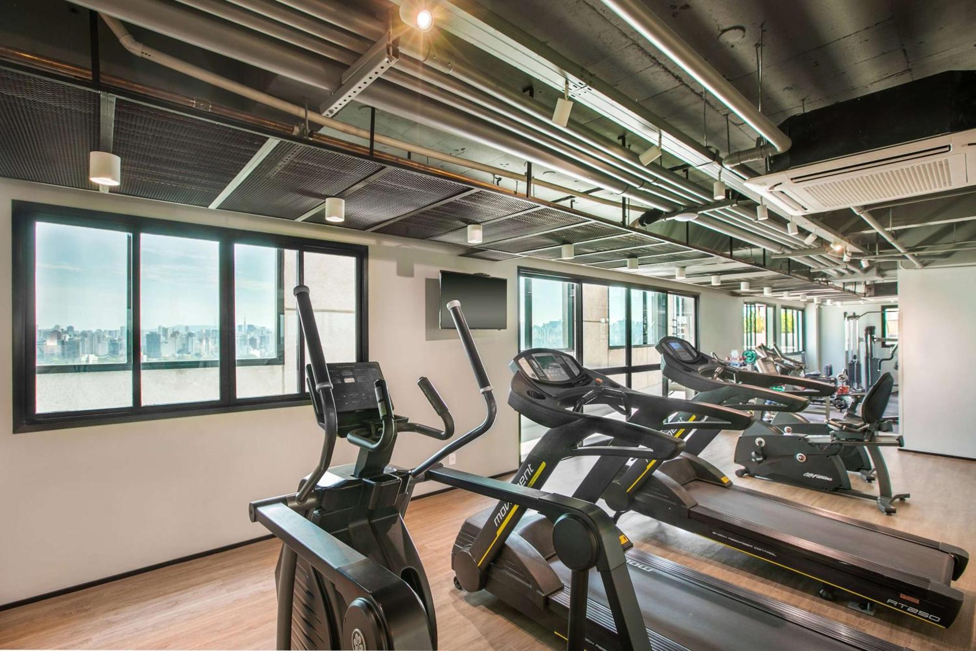 멜리아 자르징 유로파 호텔 상파울루 외부 사진 The gym at the 1000m² sports and wellness centre