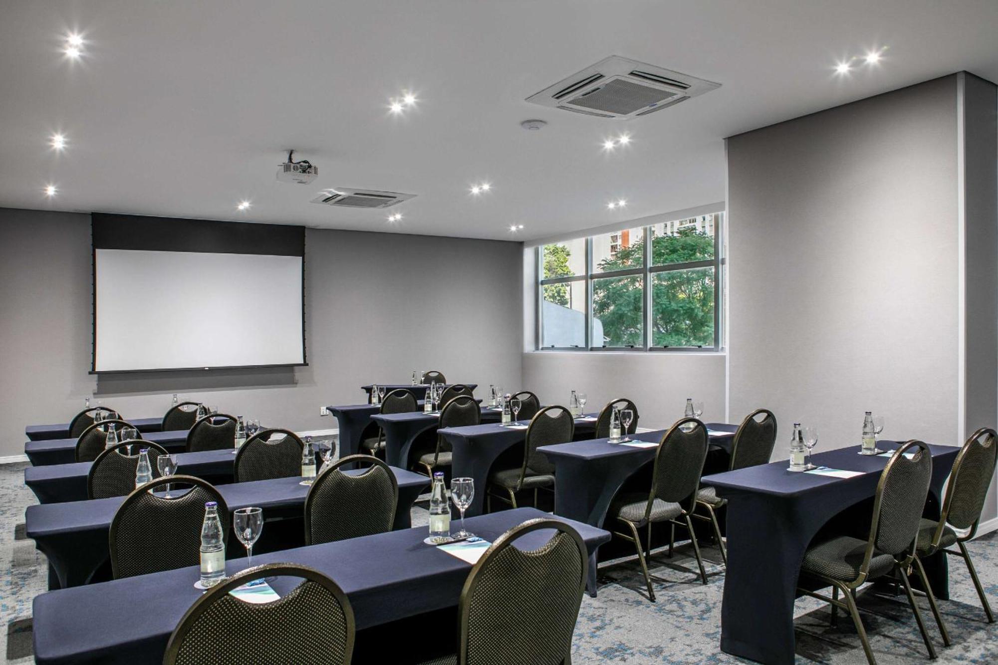 멜리아 자르징 유로파 호텔 상파울루 외부 사진 Meeting room at the hotel